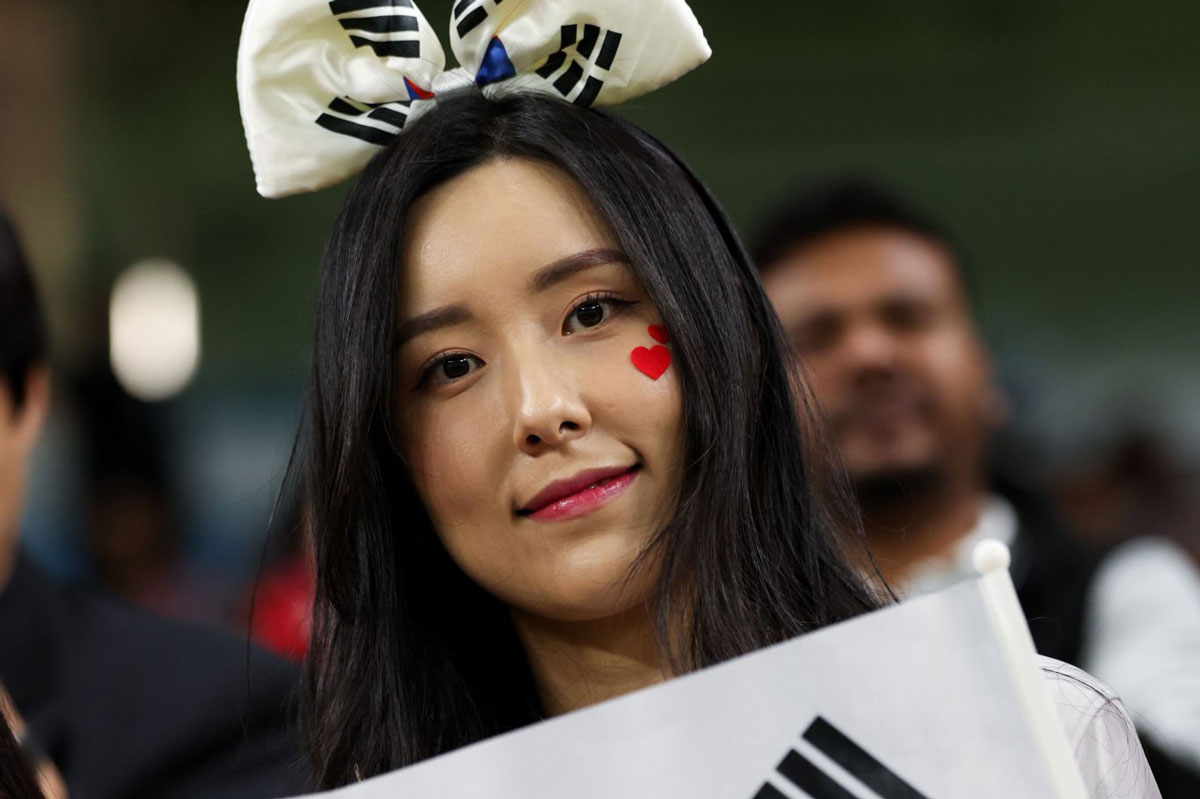 Mê mẩn với nhan sắc dàn CĐV Hàn Quốc tại Asian Cup 2024- Ảnh 6.