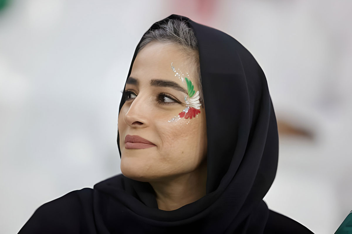 “Quên lối về” trước vẻ đẹp của các CĐV Iran tại Asian Cup 2024- Ảnh 13.