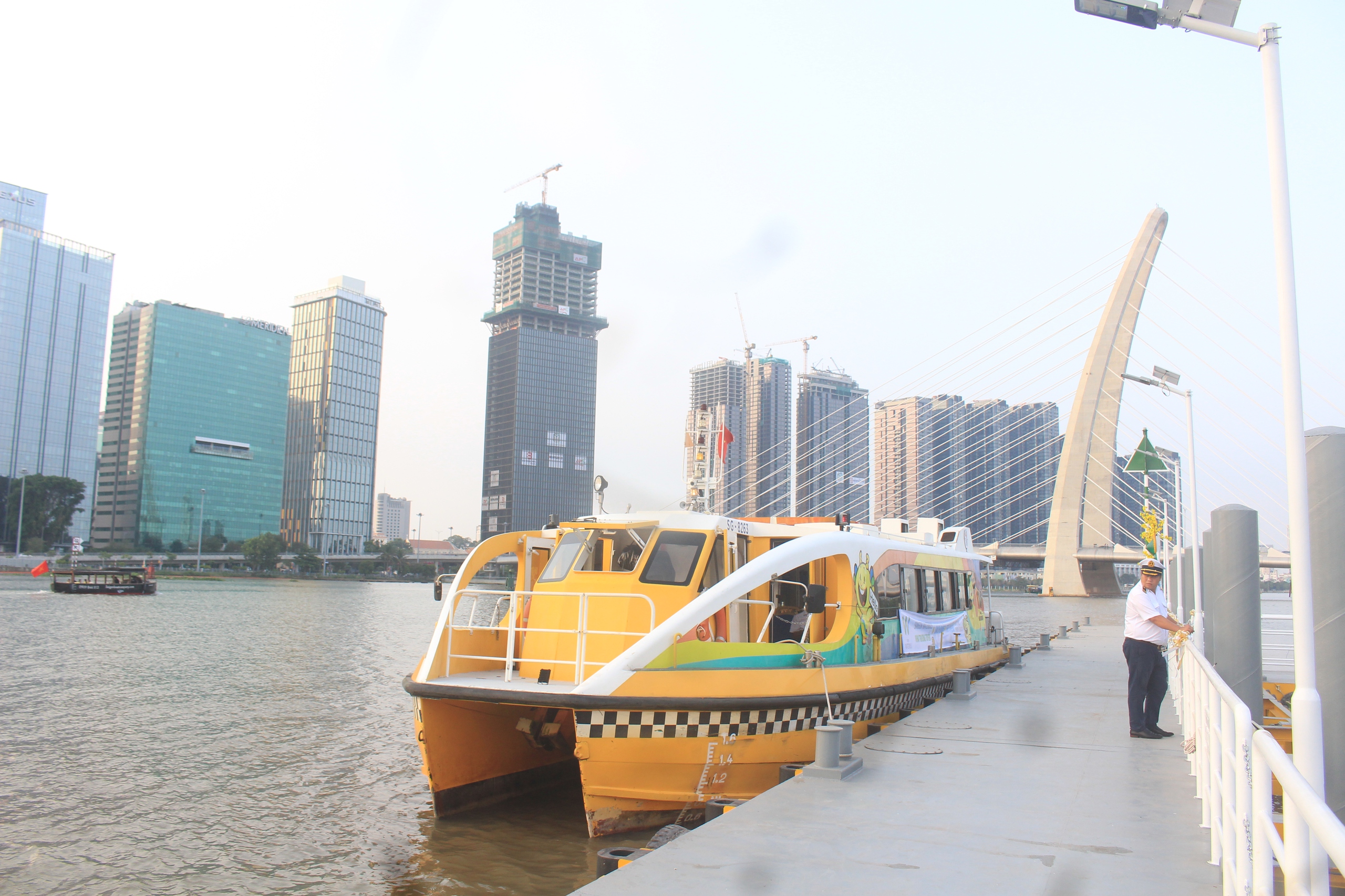 Trải nghiệm tuyến tàu thủy mới nhất nối bến Bạch Đằng và công viên Thủ Thiêm dịp Tết- Ảnh 8.