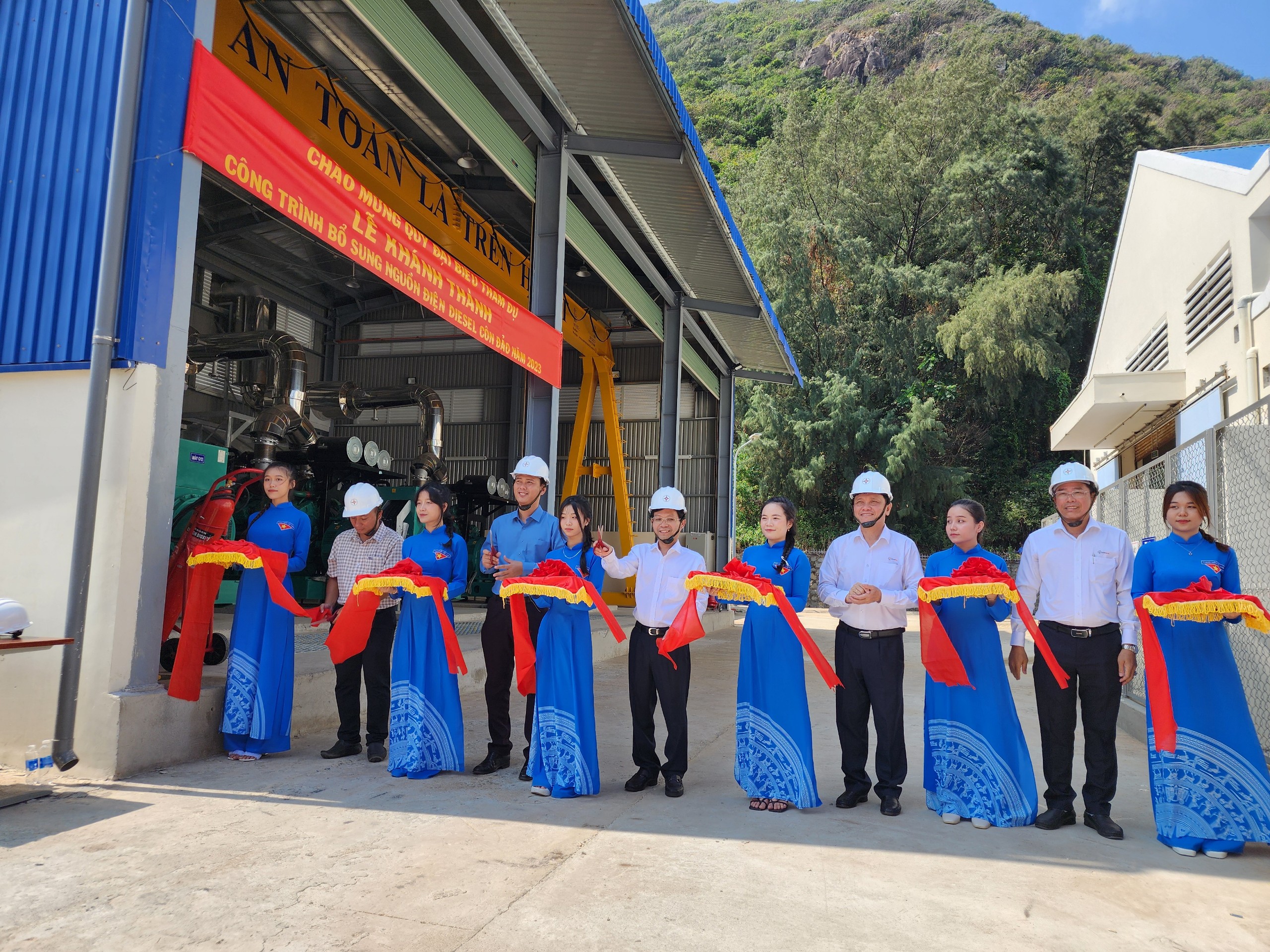 EVNSPC khánh thành công trình Bổ sung nguồn điện diesel Côn Đảo- Ảnh 1.