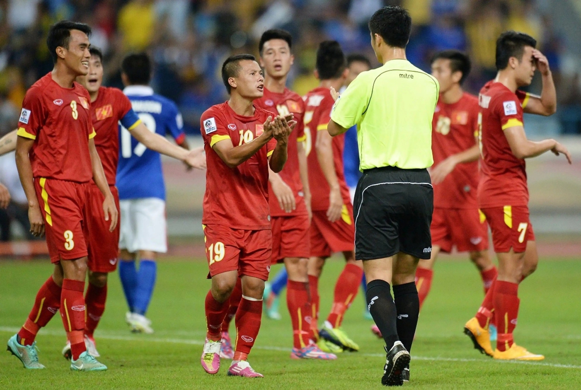 Trọng tài bắt trận chung kết Asian Cup 2024: Từng làm khó ĐT Việt Nam- Ảnh 2.