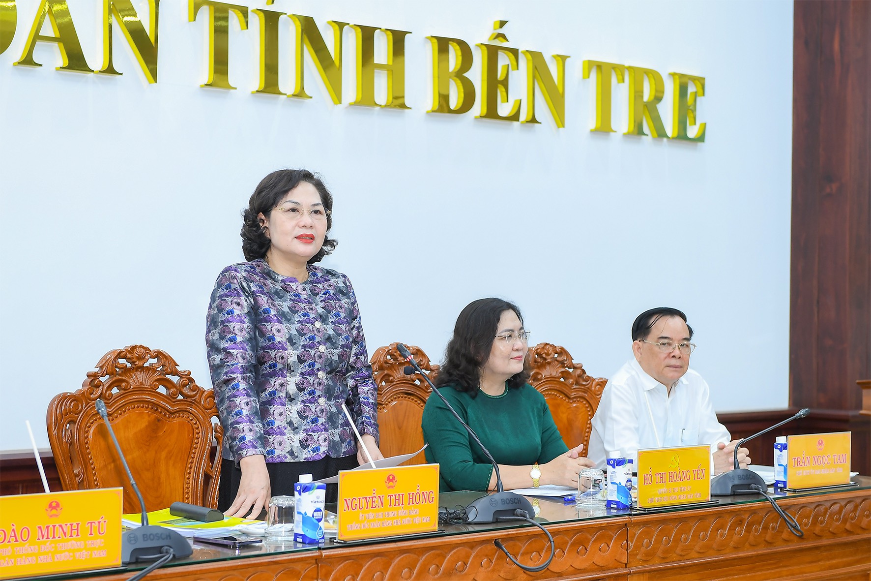 Thống đốc Ngân hàng Nhà nước Nguyễn Thị Hồng - Trưởng đoàn công tác phát biểu tại buổi làm việc.