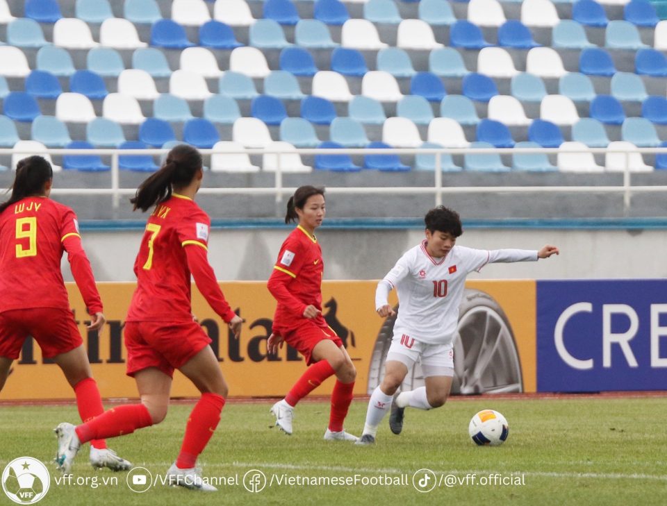 HLV Nhật Bản nói gì khi ĐT nữ U20 Việt Nam thua 3 trận, thủng lưới 22 bàn?- Ảnh 2.