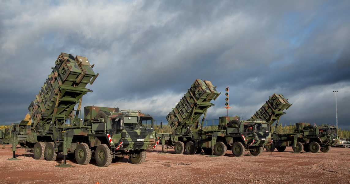 NATO di chuyển tên lửa loạt phòng không đến gần biên giới Nga- Ảnh 8.