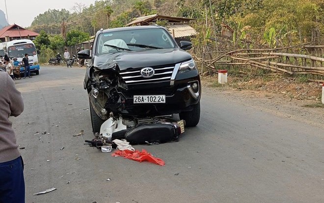 Tai nạn giao thông khiến nữ sinh lớp 12 ở Sơn La tử vong, tài xế có dấu hiệu sử dụng rượu bia
