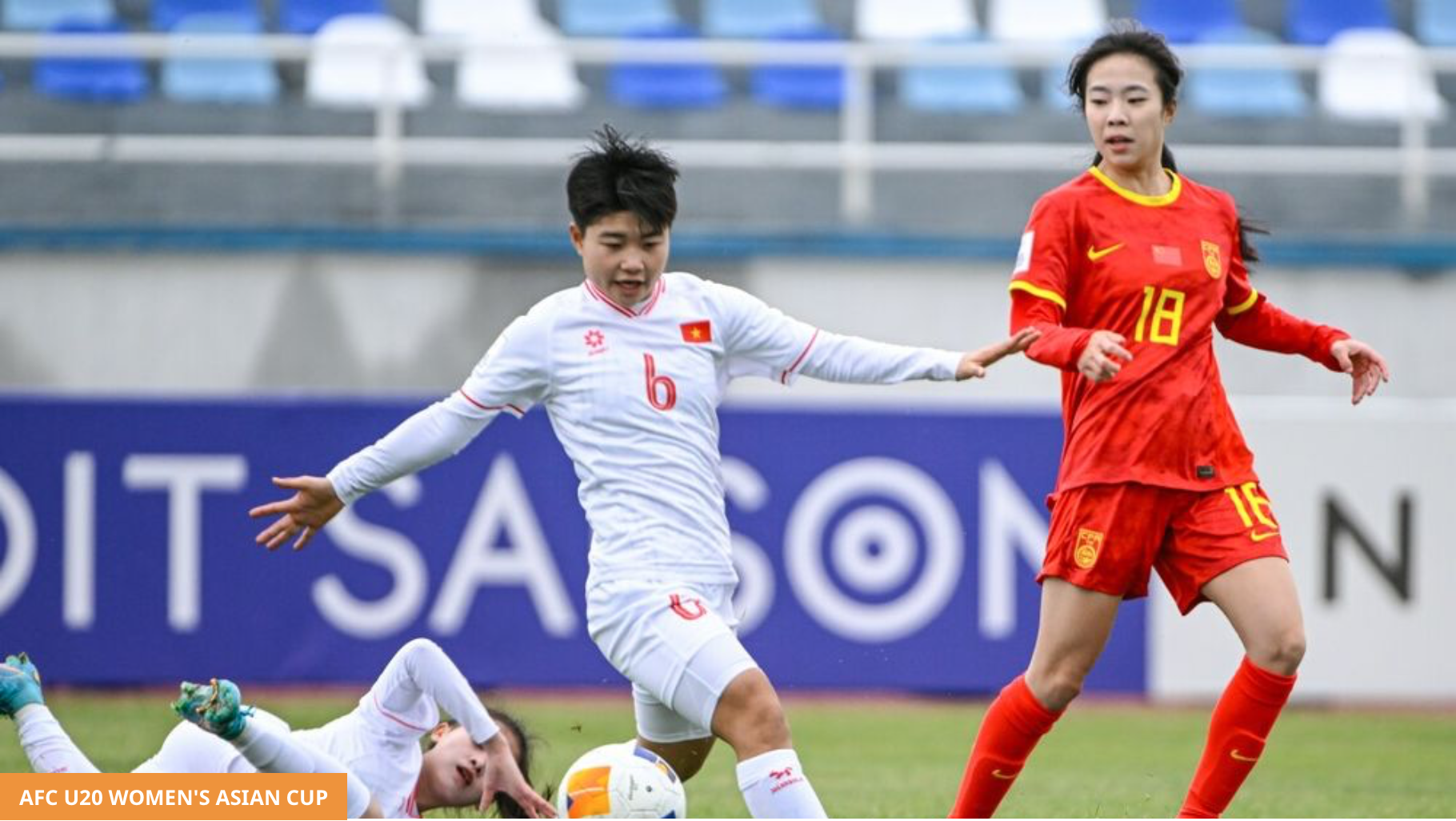Ngọc Minh Chuyên "xé lưới" U20 nữ Trung Quốc, U20 nữ Việt Nam có bàn danh dự!- Ảnh 3.