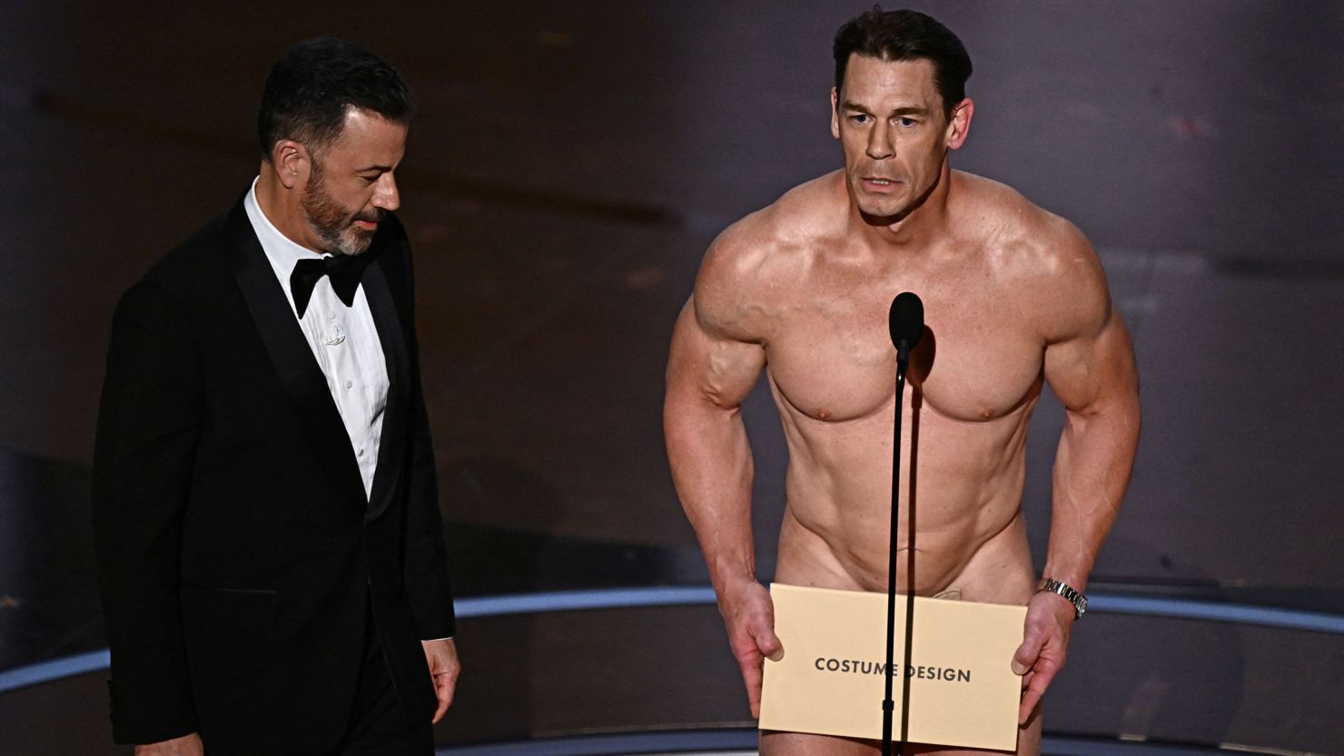 Tiếng cười sau màn khoả thân gây chấn động tại Oscar 2024 của tài tử John Cena- Ảnh 1.