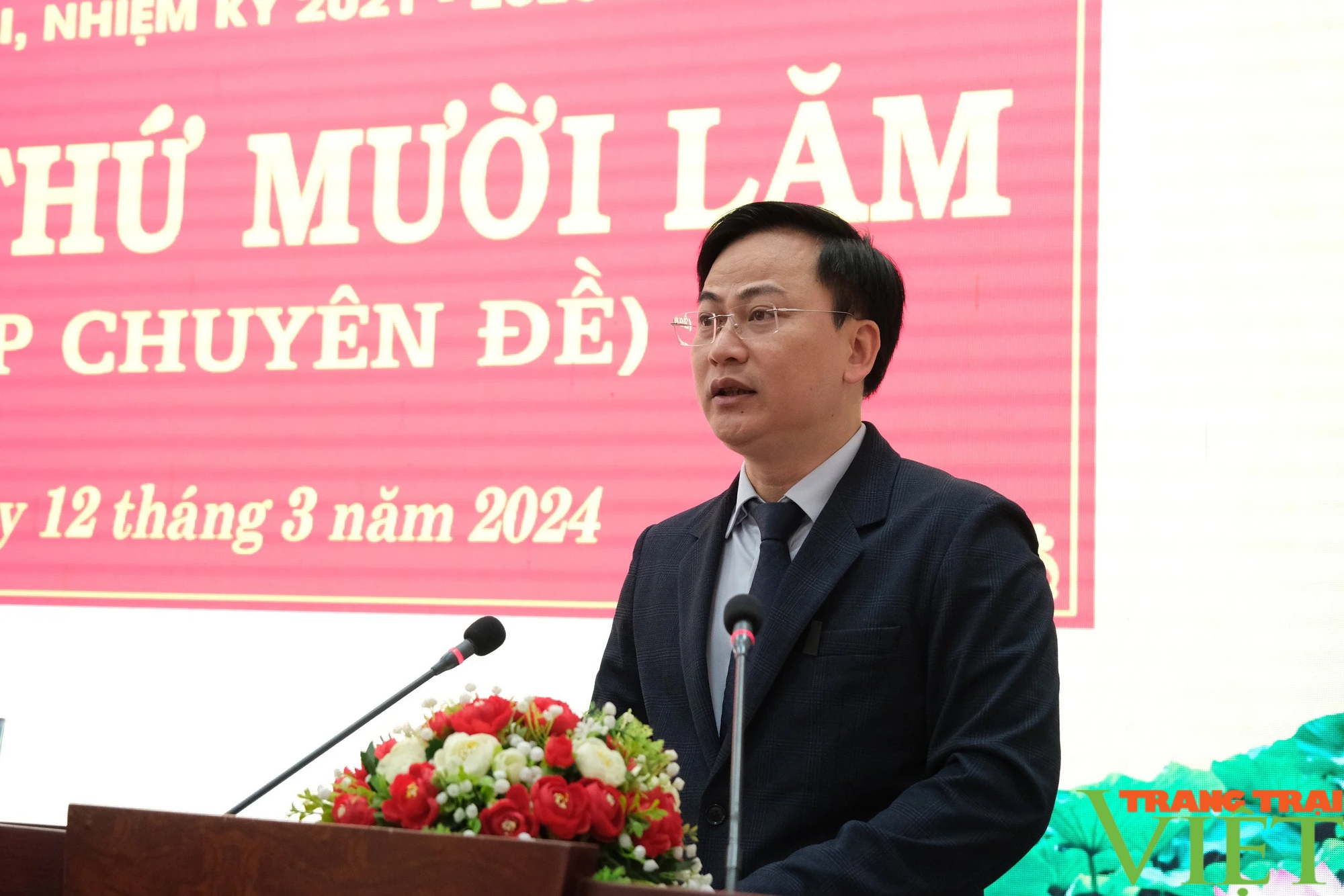 Ông Trần Văn Sứng được bầu giữ chức Chủ tịch UBND huyện Sìn Hồ, Lai Châu- Ảnh 2.
