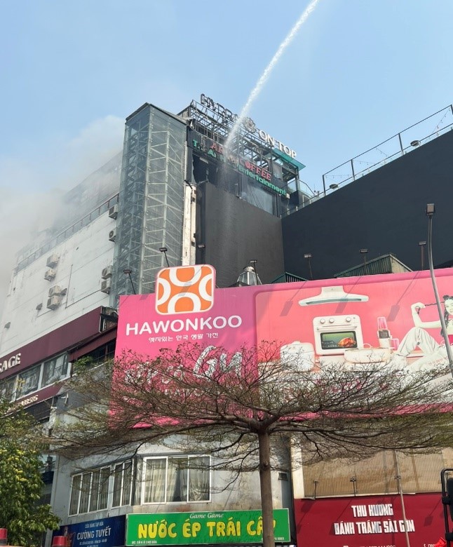 Thủ tướng chỉ đạo "nóng" sau vụ cháy ở khu vực ngã bảy Ô Chợ Dừa, Hà Nội- Ảnh 1.