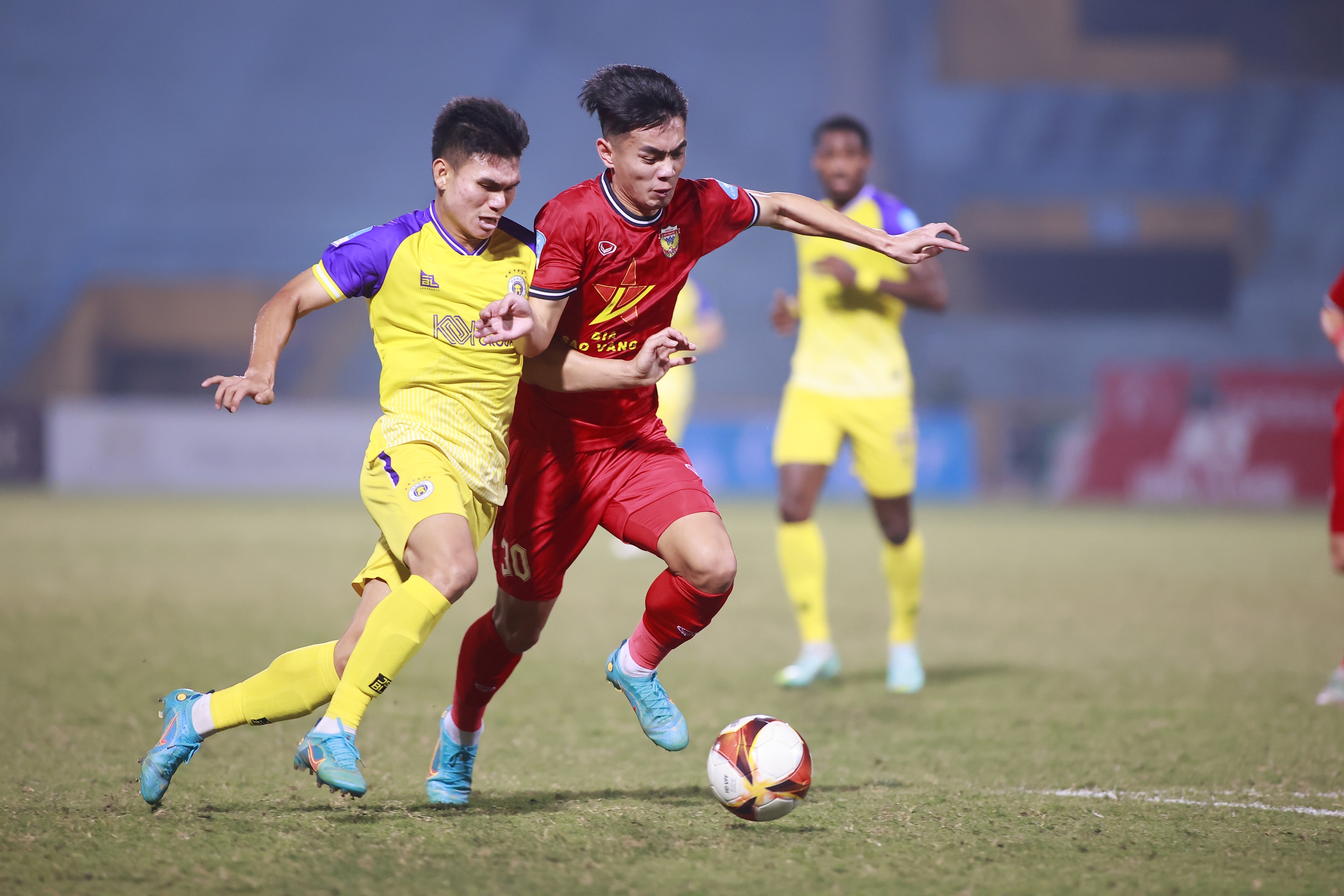 HLV Troussier dự khán, Hà Nội FC đánh bại Hồng Lĩnh Hà Tĩnh- Ảnh 15.