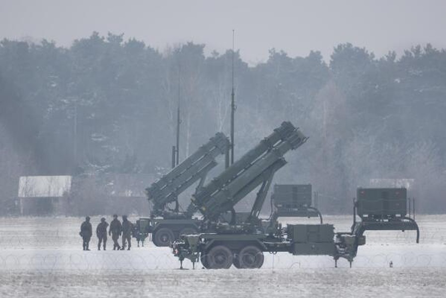 Quân đội Ukraine gặp rắc rối lớn khi mất bệ phóng tên lửa phòng không Patriot- Ảnh 7.