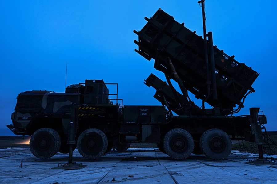 Quân đội Ukraine gặp rắc rối lớn khi mất bệ phóng tên lửa phòng không Patriot- Ảnh 8.