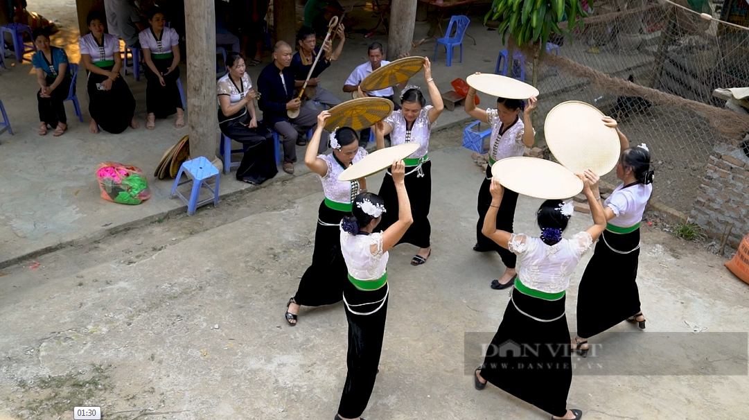 Đàn tính tẩu – "Món ăn tinh thần" không thể thiếu của đồng bào Thái ở Lai Châu- Ảnh 5.