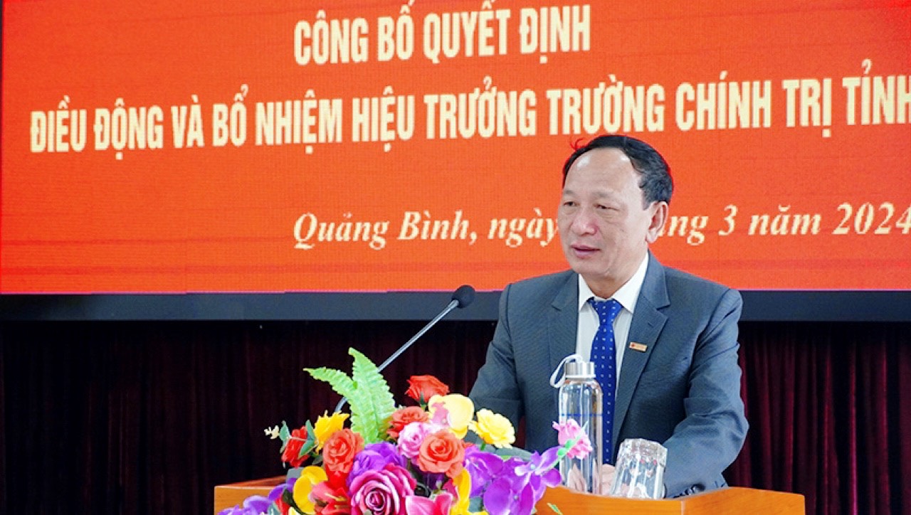 Ông Lê Công Toán giữ chức Hiệu trưởng Trường Chính trị Quảng Bình- Ảnh 2.