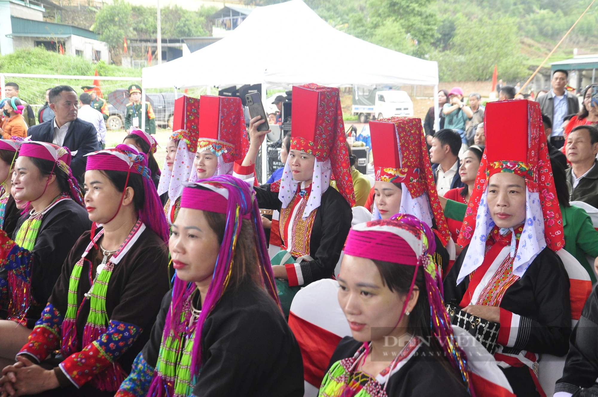 Quảng Ninh có địa phương thứ hai được công nhận huyện đạt chuẩn nông thôn mới nâng cao- Ảnh 2.