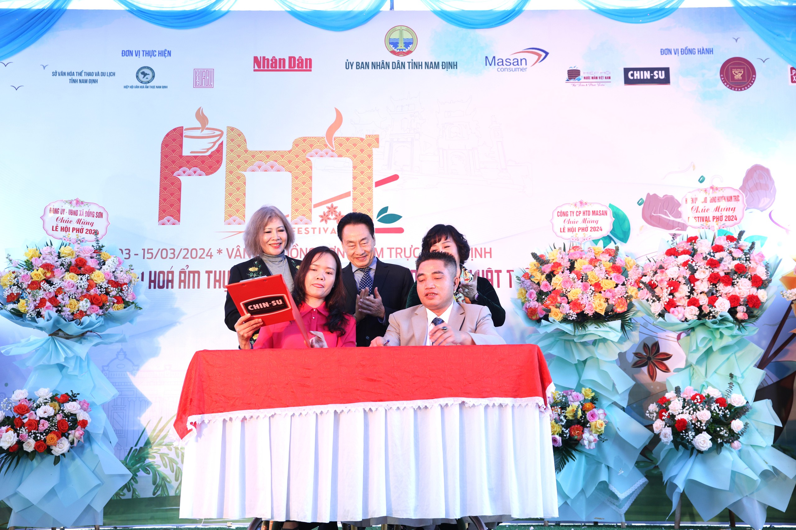 Festival Phở Nam Định 2024: Masan Consumer đồng hành, chung tay bảo tồn làng nghề phở Vân Cù- Ảnh 7.