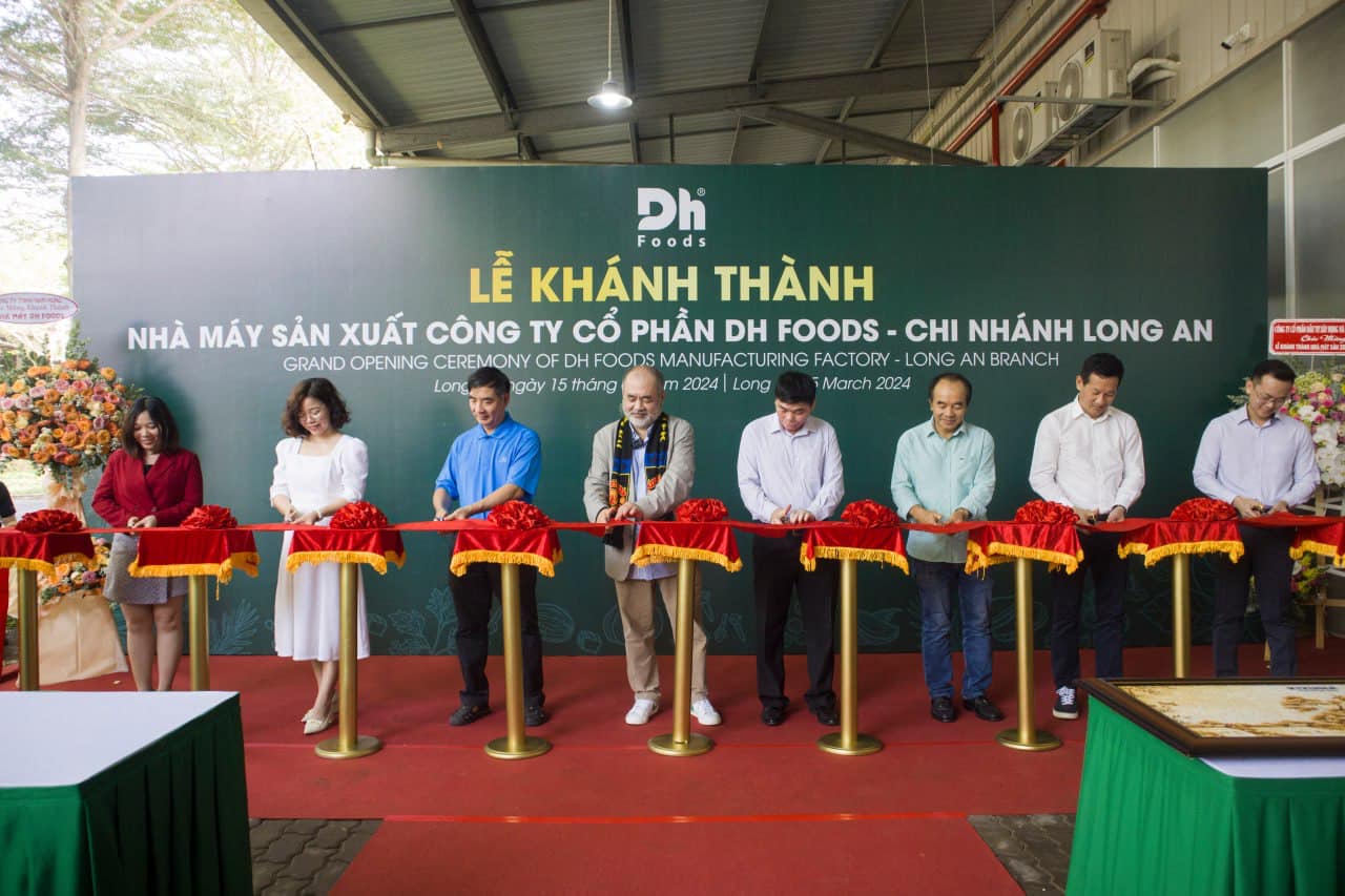 Khánh thành nhà máy mới, "ông trùm" gia vị Dh Foods tiết lộ tham vọng doanh thu 1.000 tỷ đồng - Ảnh 1.