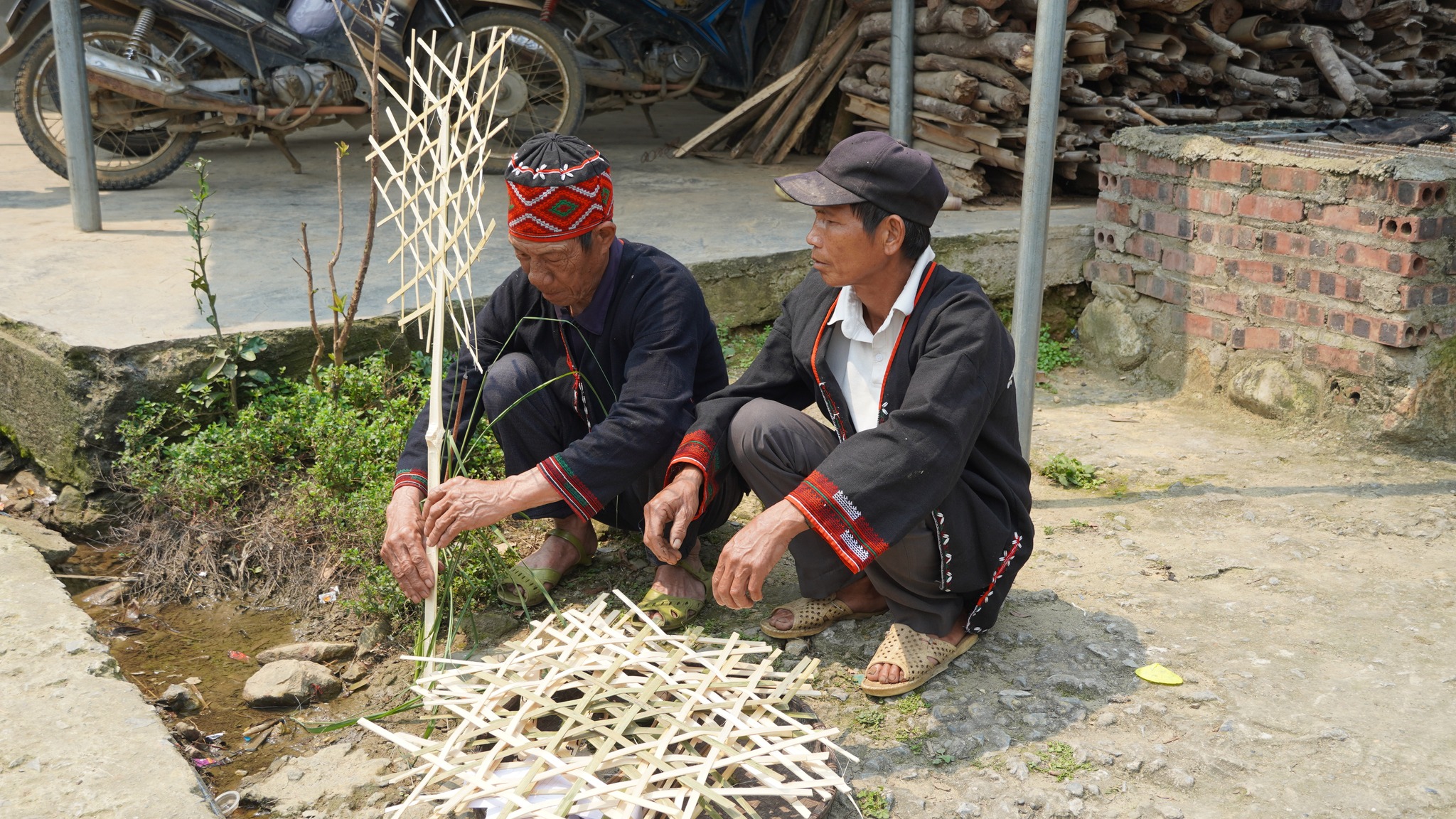 Lễ "Ả nệ ghỉ bá" của đồng bào dân tộc Xa Phó ở Sa Pa?- Ảnh 5.