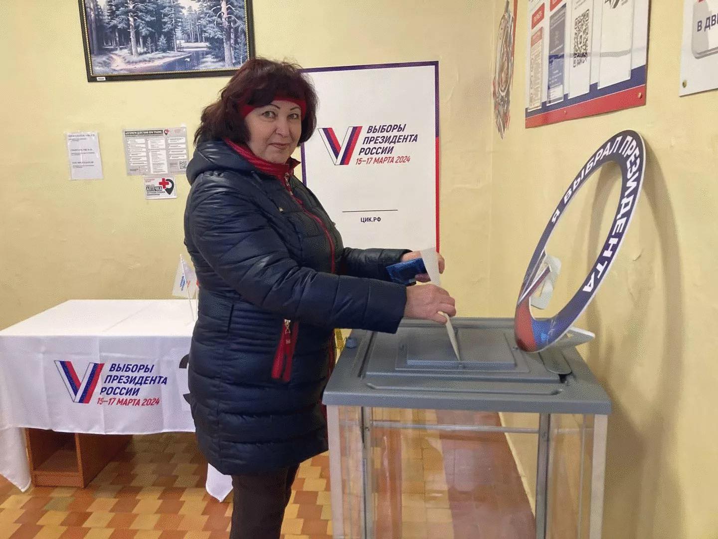 Bầu cử tổng thống Nga: Người dân Donbass bỏ phiếu cho điều gì?- Ảnh 4.