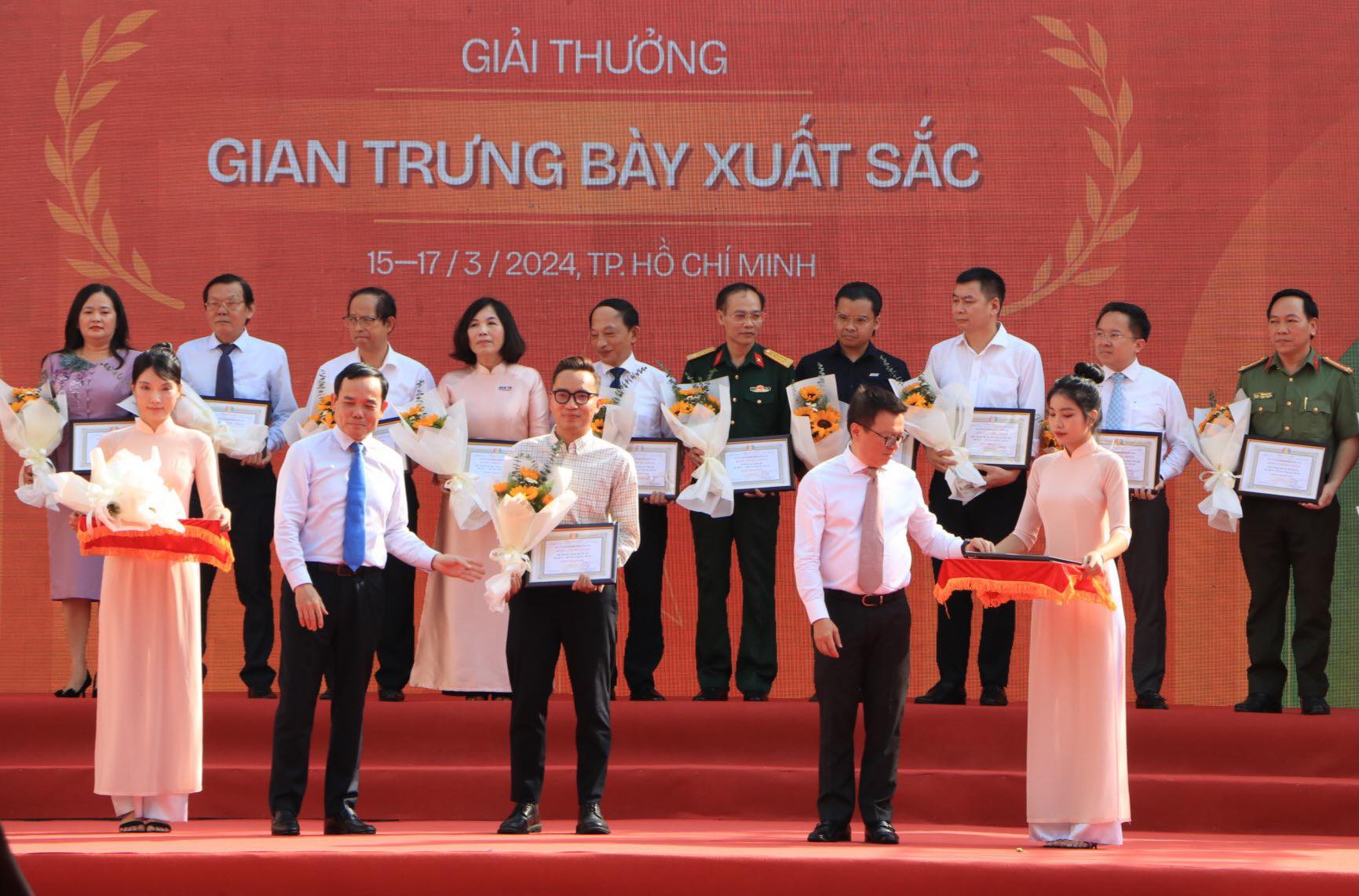 Liên Chi hội nhà báo T.Ư Hội Nông dân Việt Nam và Báo NTNN giành giải B và C tại Hội Báo toàn quốc 2024- Ảnh 1.