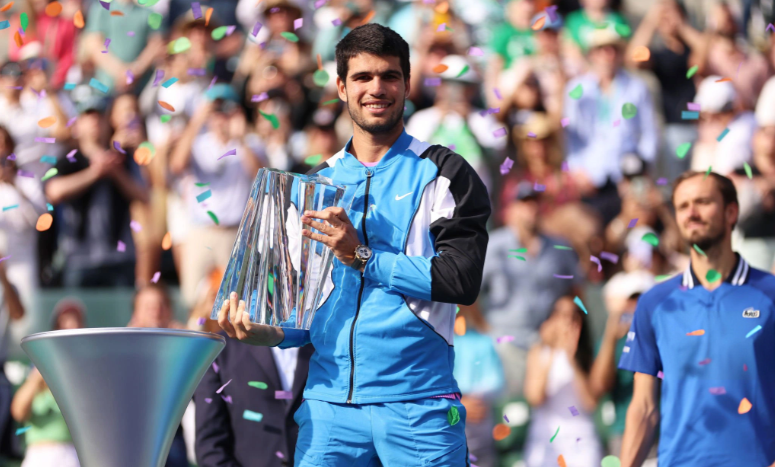 Carlos Alcaraz: Hoàn thiện hơn cả Rafael Nadal?- Ảnh 2.