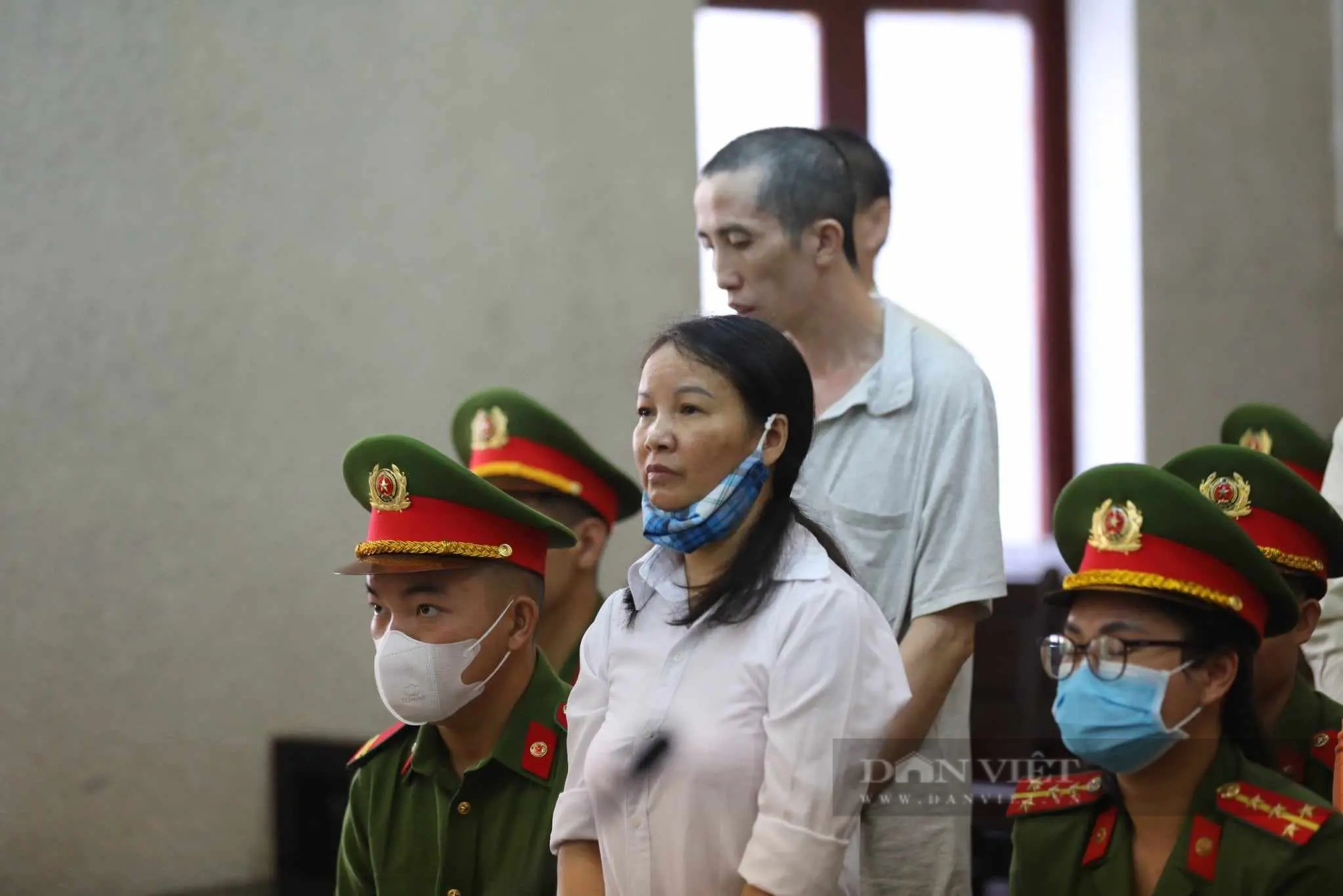 Vì sao hoãn phiên tòa phúc thẩm xét xử "mẹ nữ sinh giao gà" ở Điện Biên?- Ảnh 2.