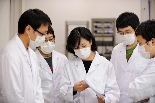 Bộ Y tế Hàn Quốc chỉ trích nặng nề các "cây đa, cây đề" ngành Y- Ảnh 1.