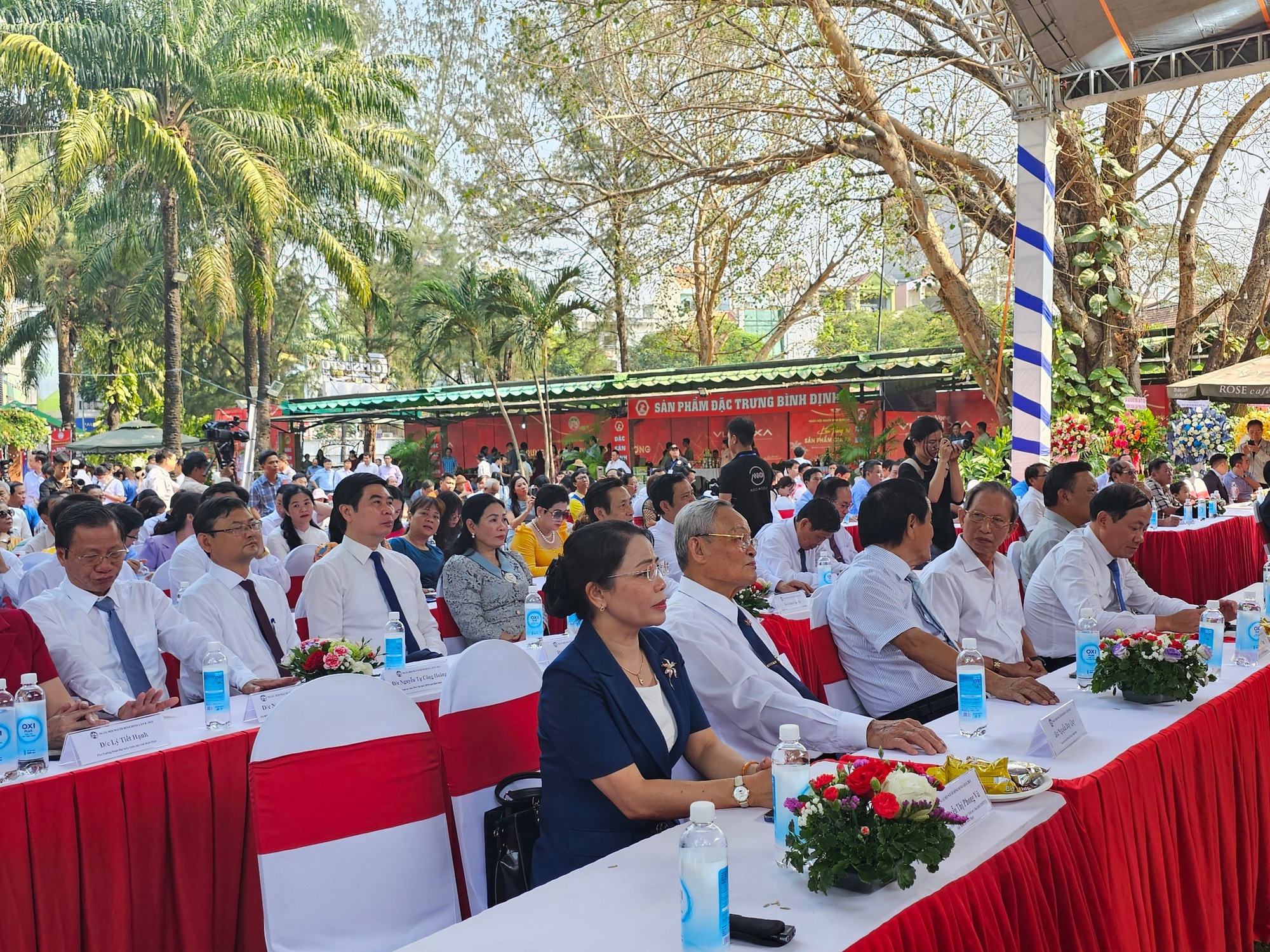 Bí thư Tỉnh uỷ Hồ Quốc Dũng cảm ơn đồng hương xa quê trọn vẹn tấm lòng hướng về Bình Định- Ảnh 4.