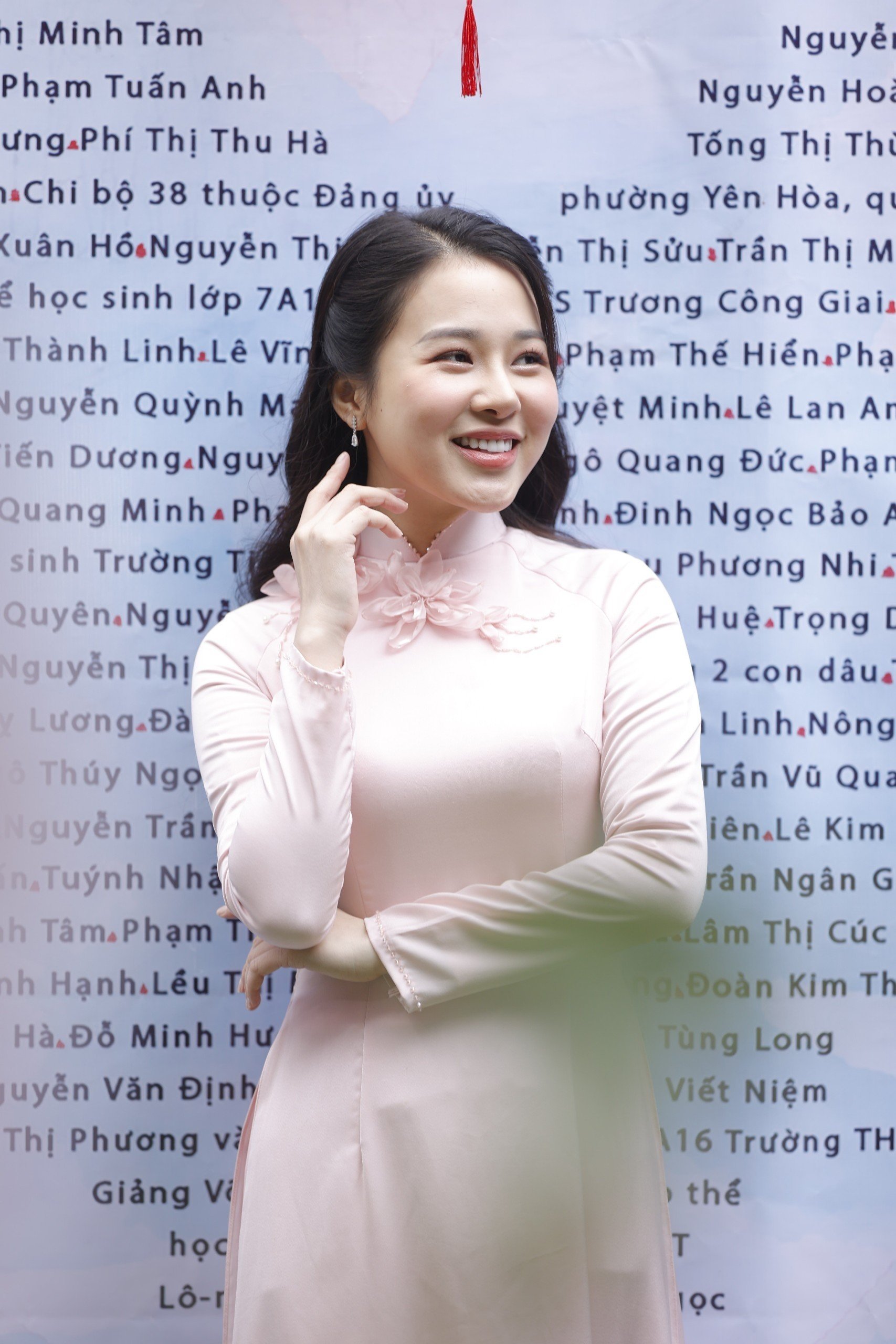 Hoa khôi Áo dài Việt Nam 2023 Đỗ Hà Trang trao tặng 200 suất cơm đến bệnh nhân tại Phiên Chợ Trái Tim- Ảnh 13.
