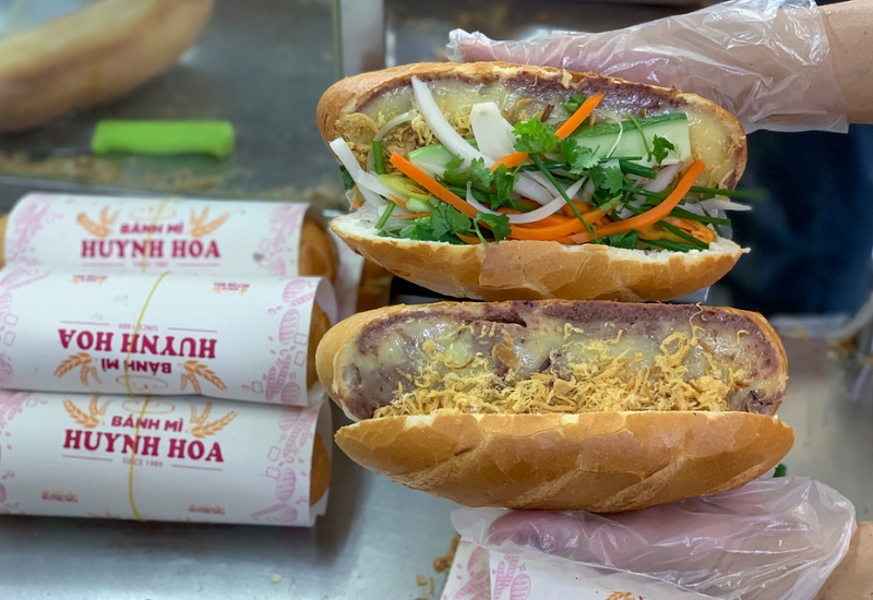Bánh mì Việt Nam dẫn đầu trong 100 món bánh mì ngon nhất thế giới- Ảnh 1.