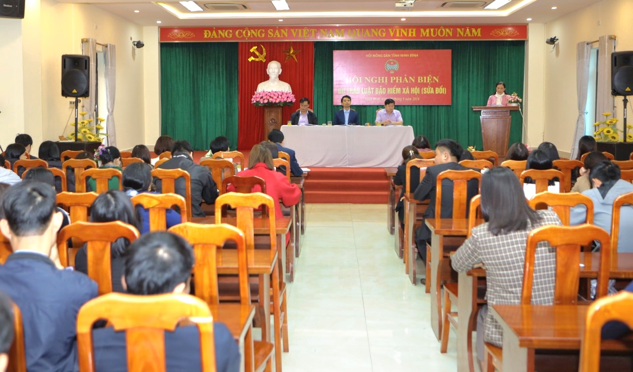Hội Nông dân tỉnh Ninh Bình tổ chức phản biện xã hội đối với dự thảo Luật Bảo hiểm xã hội (sửa đổi)- Ảnh 1.