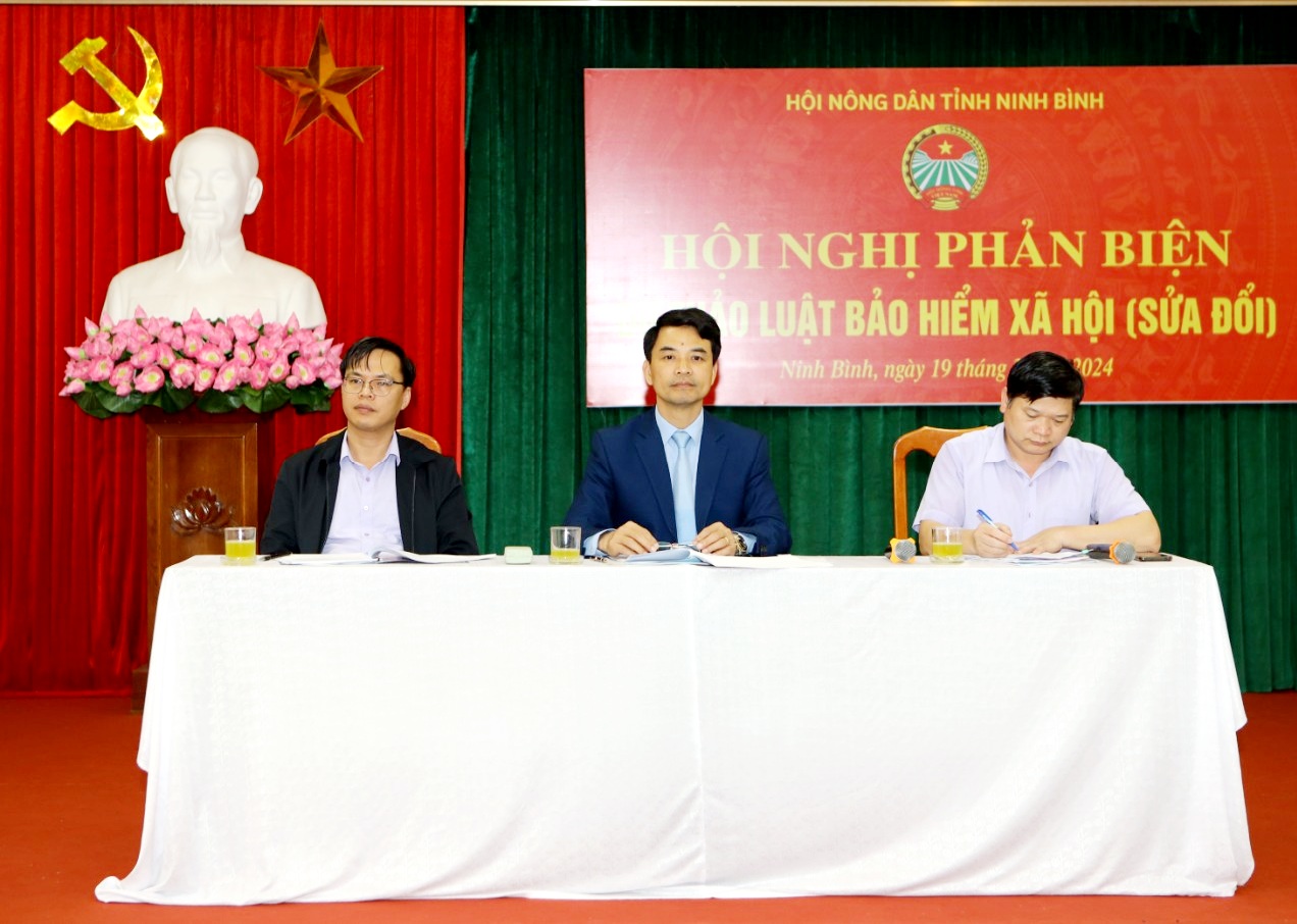 Hội Nông dân tỉnh Ninh Bình tổ chức phản biện xã hội đối với dự thảo Luật Bảo hiểm xã hội (sửa đổi)- Ảnh 2.