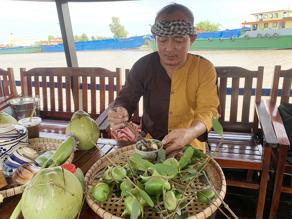 Một dòng sông chỉ chảy trong tỉnh Bến Tre, vô rừng nguyên sinh nổi tiếng ăn cơm chúa Nguyễn, cơm gì vậy?- Ảnh 1.