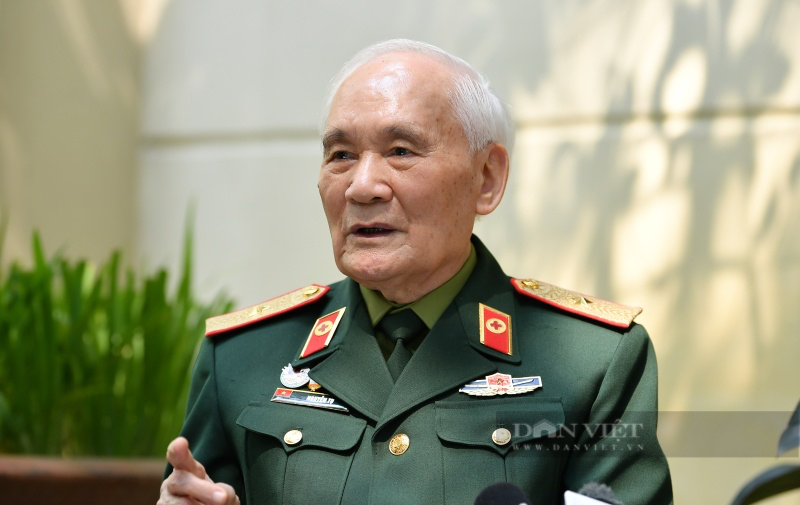 70 năm chiến thắng Điện Biên Phủ: Ký ức 5 ngày đêm mổ dưới hầm trong "mưa bom bão đạn" của vị Tướng quân y- Ảnh 1.