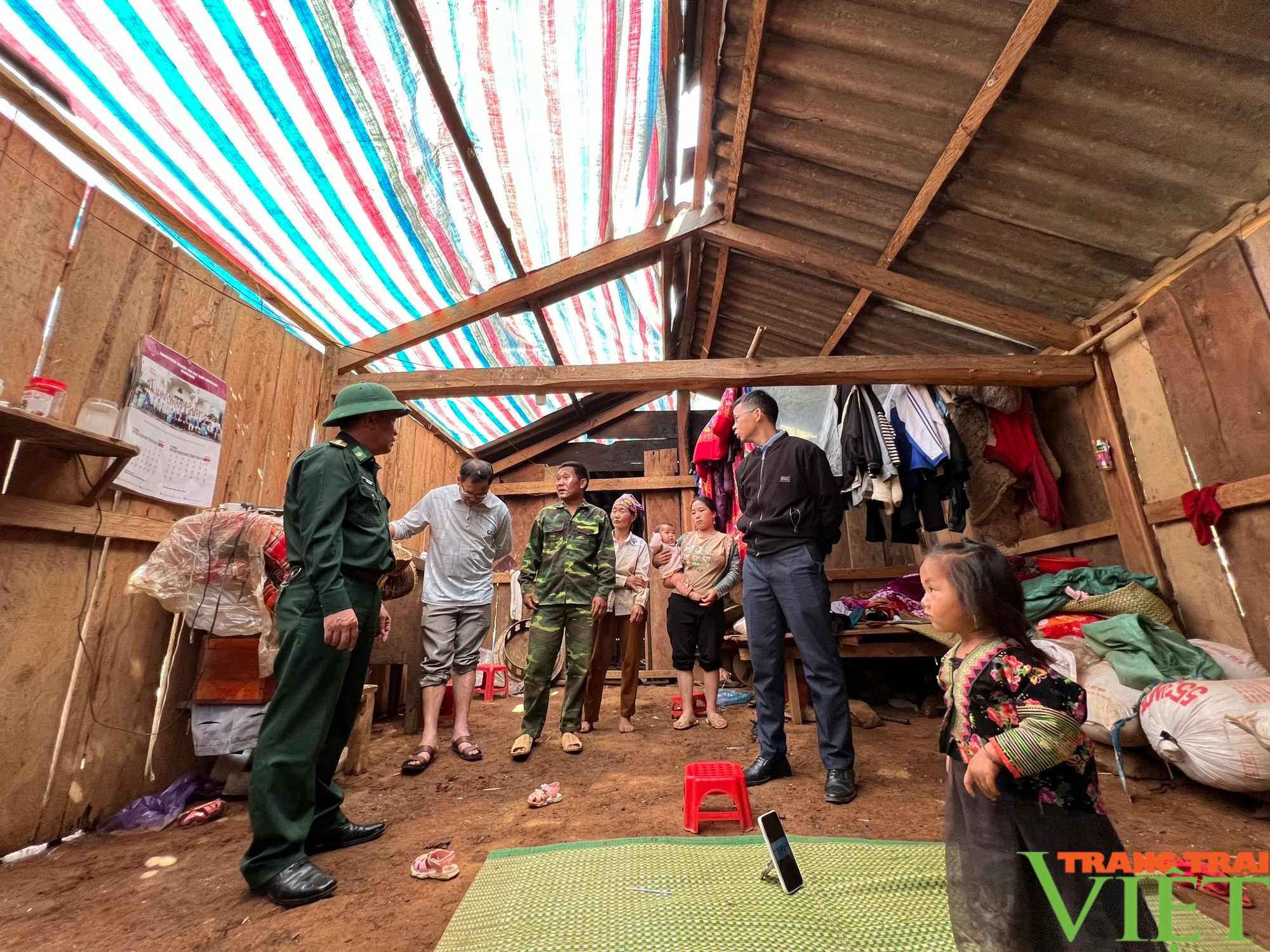 Bộ đội Biên phòng Sơn La: Hỗ trợ người dân khắc phục hậu quả thiên tai- Ảnh 3.