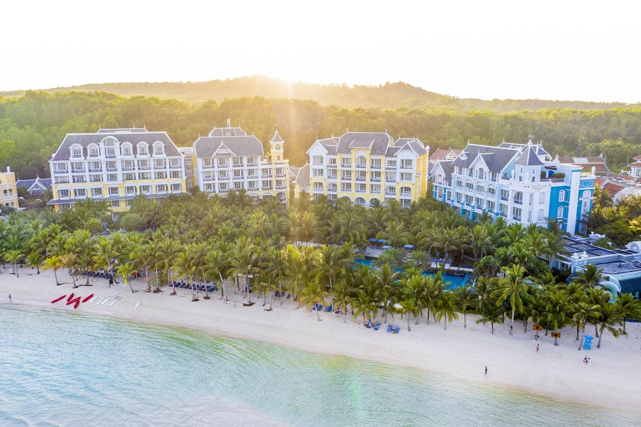 Không chỉ Maldives, Phuket hay Bali, thiên đường nghỉ dưỡng hạng sang đang gọi tên Phú Quốc- Ảnh 1.