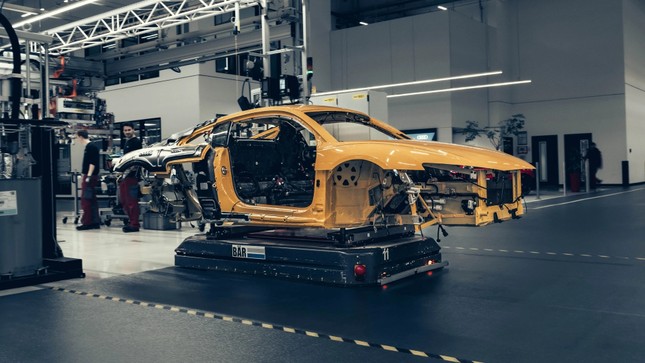 Chiếc Audi R8 cuối cùng của thế giới xuất xưởng- Ảnh 4.