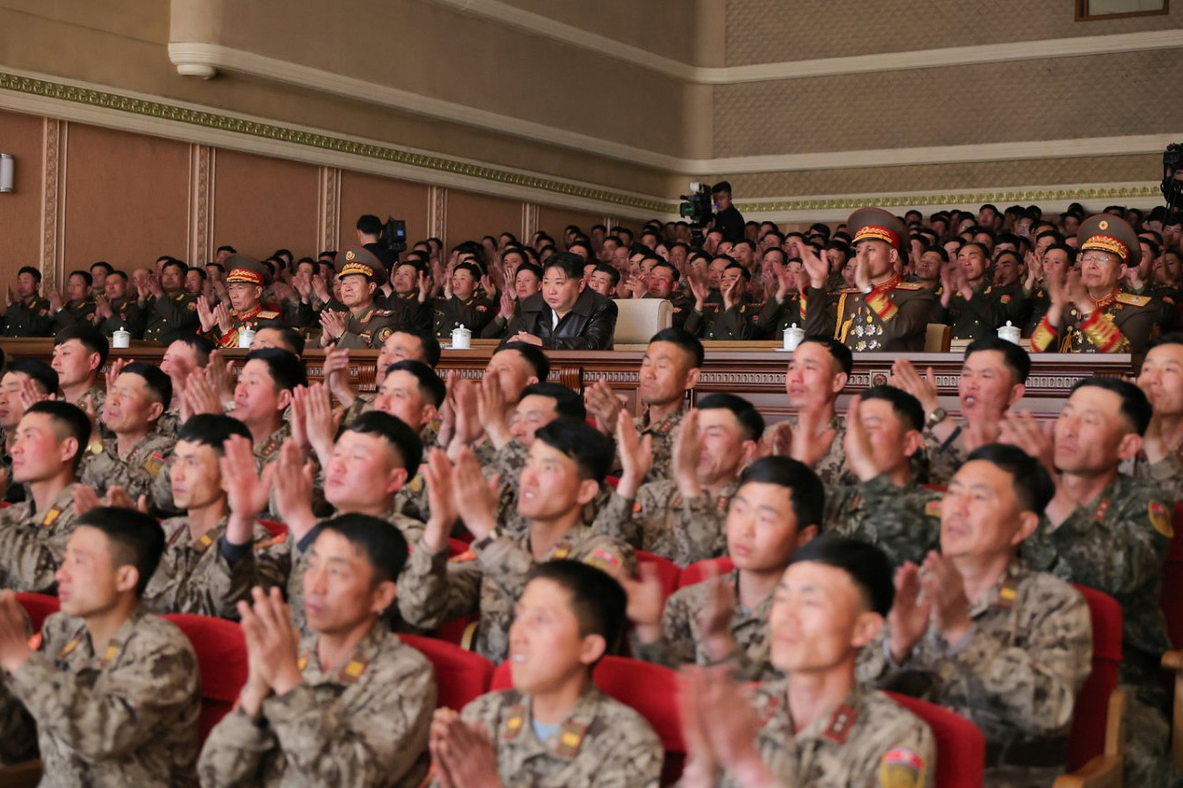 Nhà lãnh đạo Triều Tiên thăm đơn vị xe tăng, kêu gọi sẵn sàng chiến đấu- Ảnh 6.