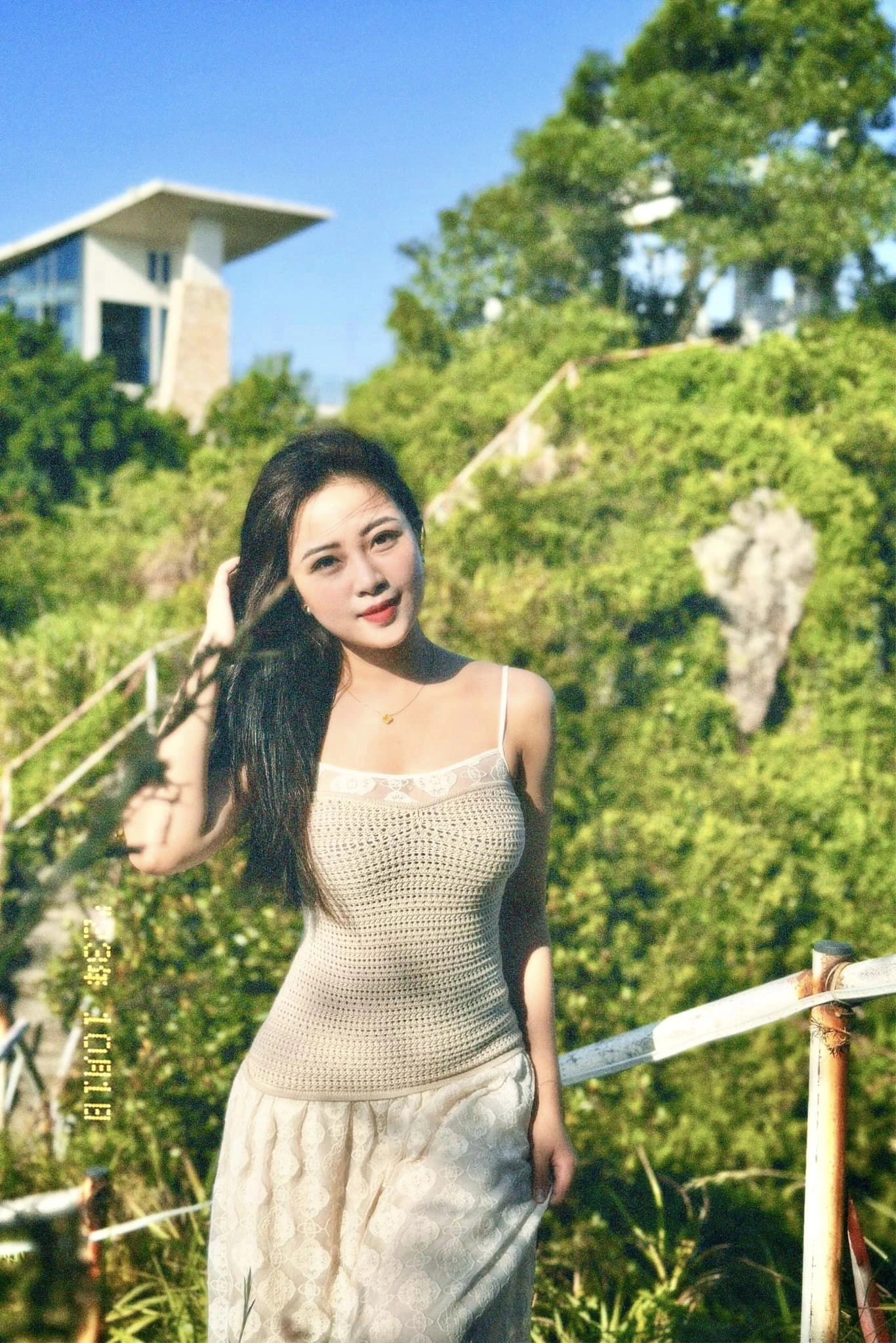 "Bà chủ khách sạn” 2 con xinh đẹp khiến Phan Văn Đức si mê- Ảnh 3.