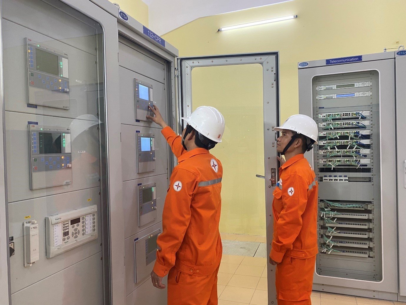 PC Thừa Thiên Huế tăng cường các giải pháp đảm bảo cung cấp điện cho mùa khô năm 2024 - Ảnh 3.