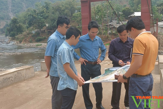 Phó Chủ tịch UBND tỉnh Lai Châu Hà Trọng Hải kiểm tra công tác phòng chống thiên tai tại huyện Than Uyên- Ảnh 2.
