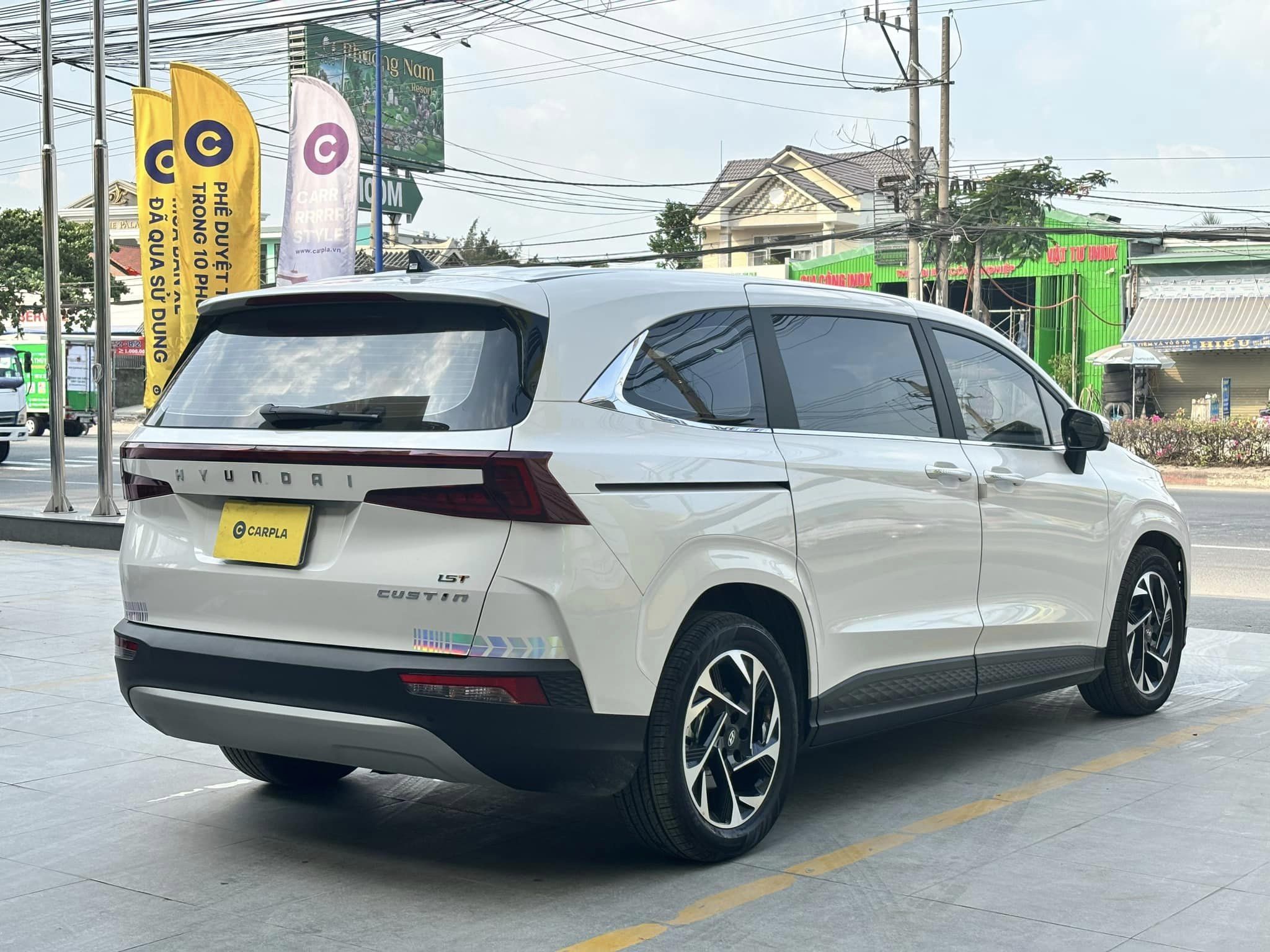 Hyundai Custin lướt đầu tiên rao bán giá khó tin- Ảnh 4.