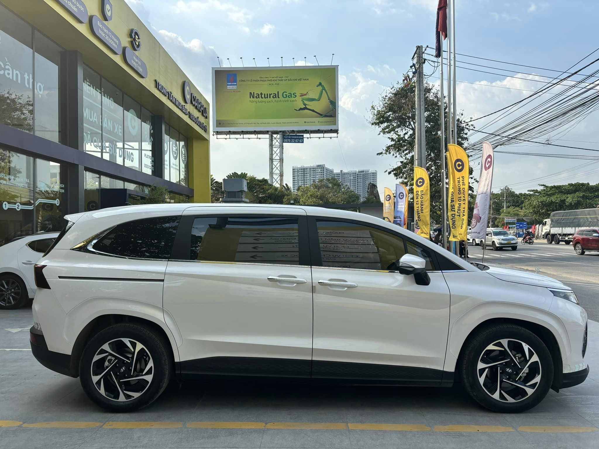 Hyundai Custin lướt đầu tiên rao bán giá khó tin- Ảnh 3.