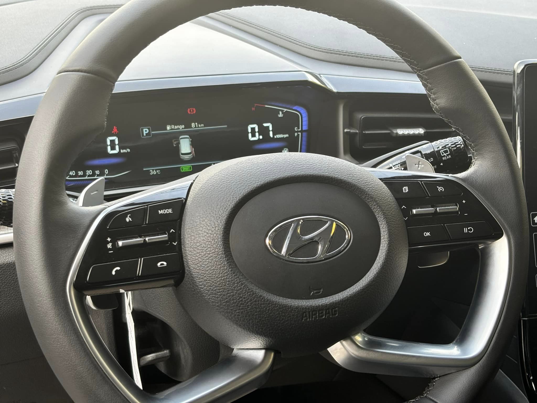 Hyundai Custin lướt đầu tiên rao bán giá khó tin- Ảnh 5.