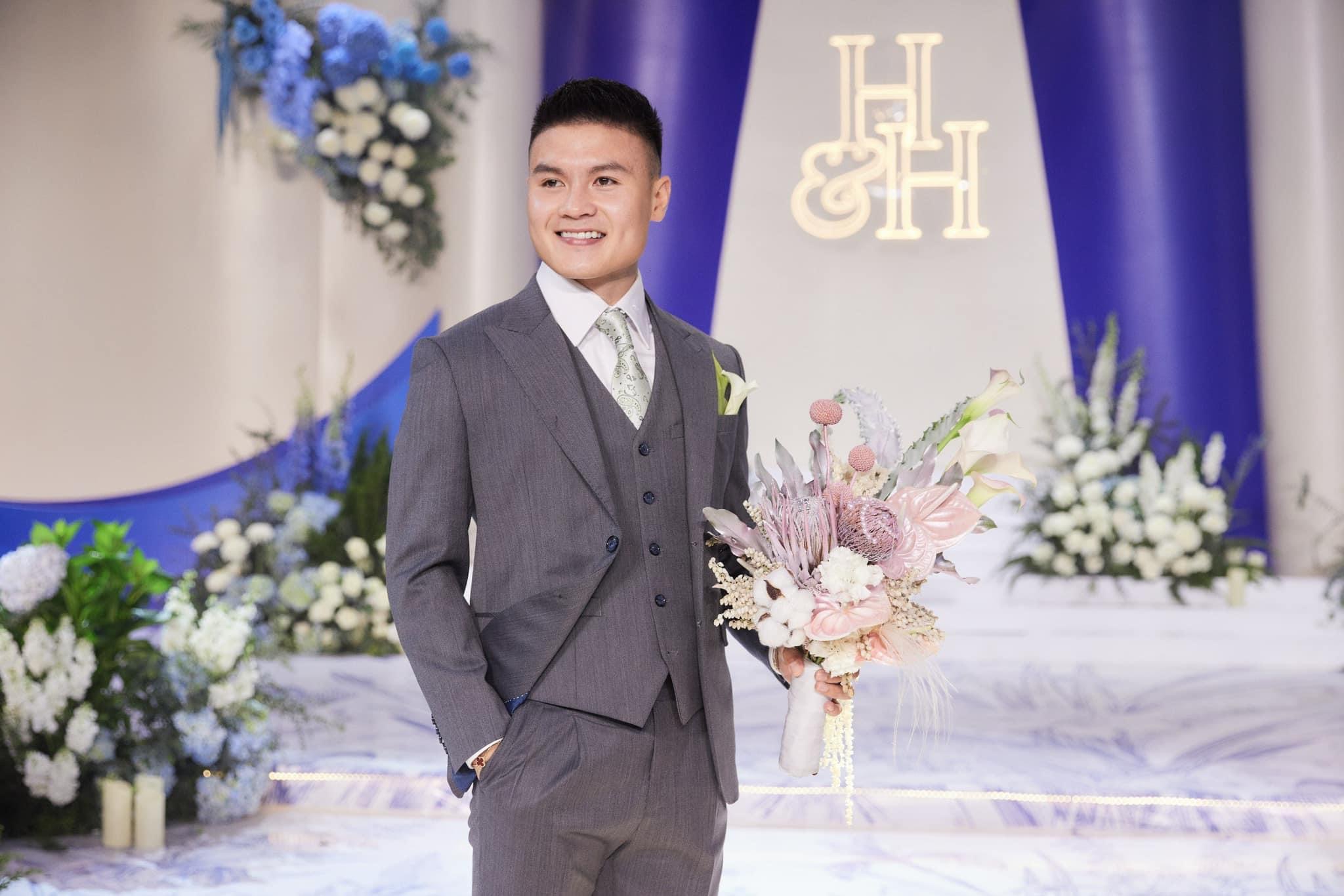HLV Park Hang-seo tham dự đám cưới của Quang Hải- Ảnh 8.