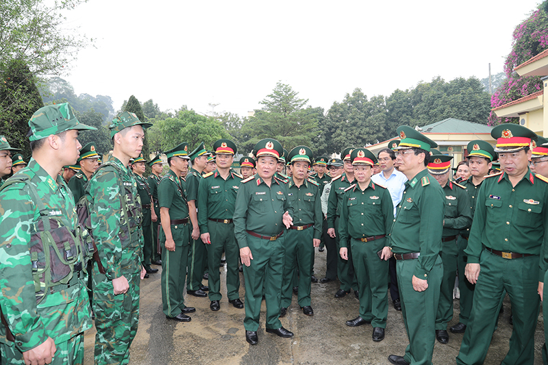 Kiểm tra công tác chuẩn bị Giao lưu hữu nghị quốc phòng biên giới Việt Nam - Trung Quốc- Ảnh 1.