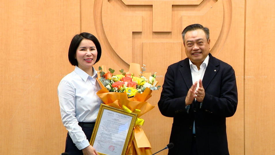Chủ tịch Hà Nội phân công nhân sự phụ trách điều hành Sở Y tế thay bà Trần Thị Nhị Hà- Ảnh 1.