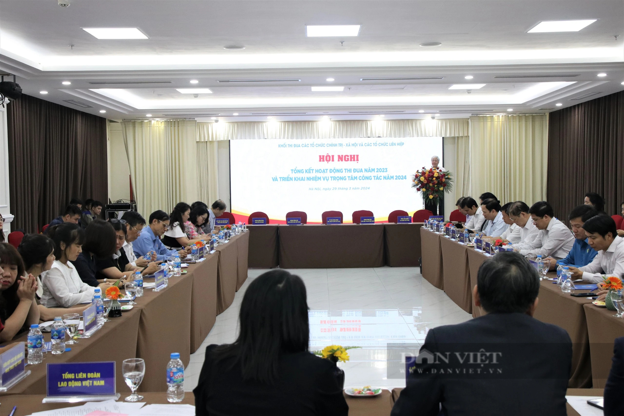 T.Ư Hội NDVN triển khai hiệu quả các phong trào do Thủ tướng phát động, ủng hộ 50 nhà tình nghĩa ở Điện Biên- Ảnh 1.