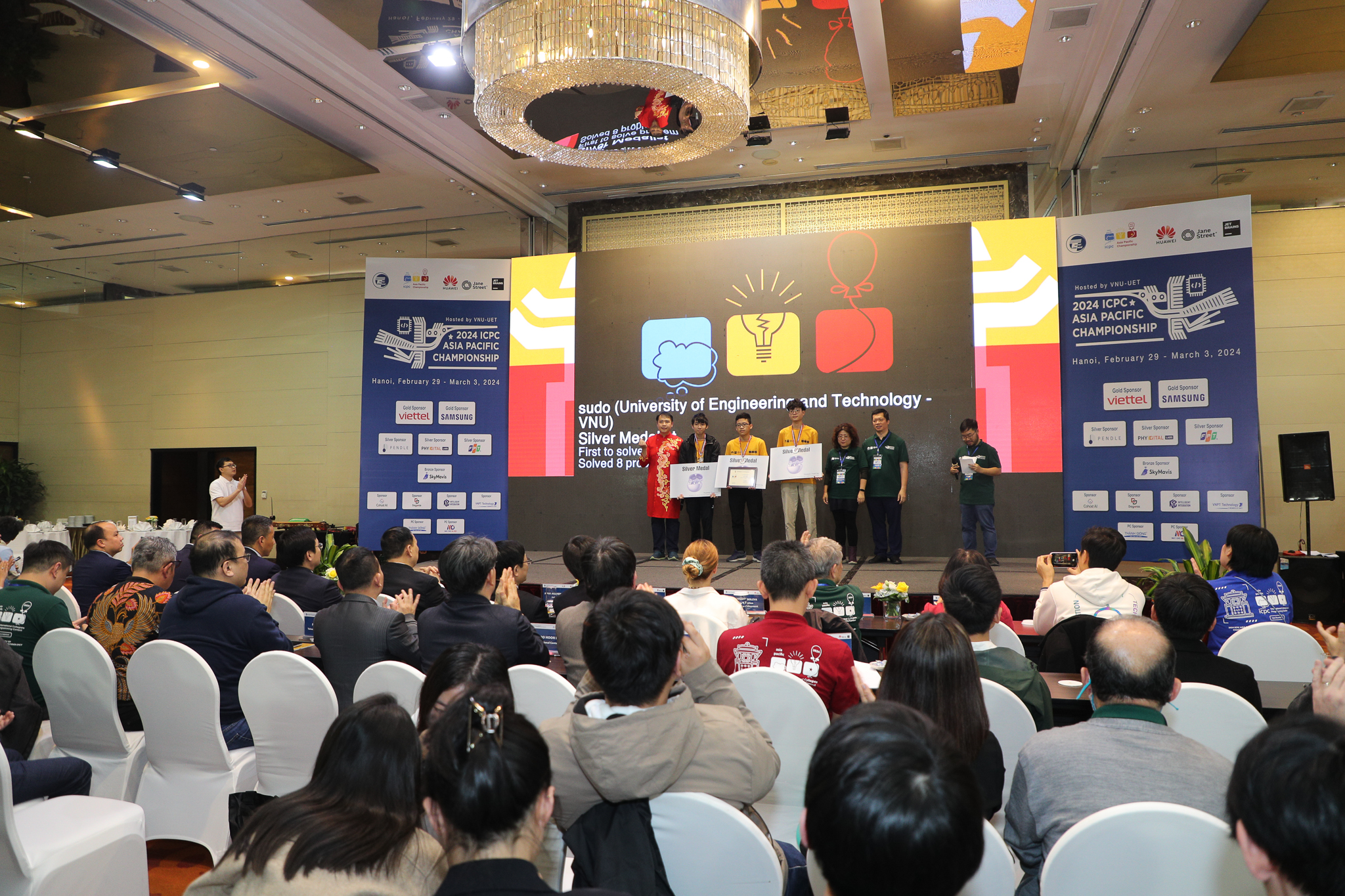 Sinh viên Việt Nam giành giải cao trong kỳ thi lập trình quốc tế, đáng nể nhất là đội Hàn Quốc- Ảnh 2.