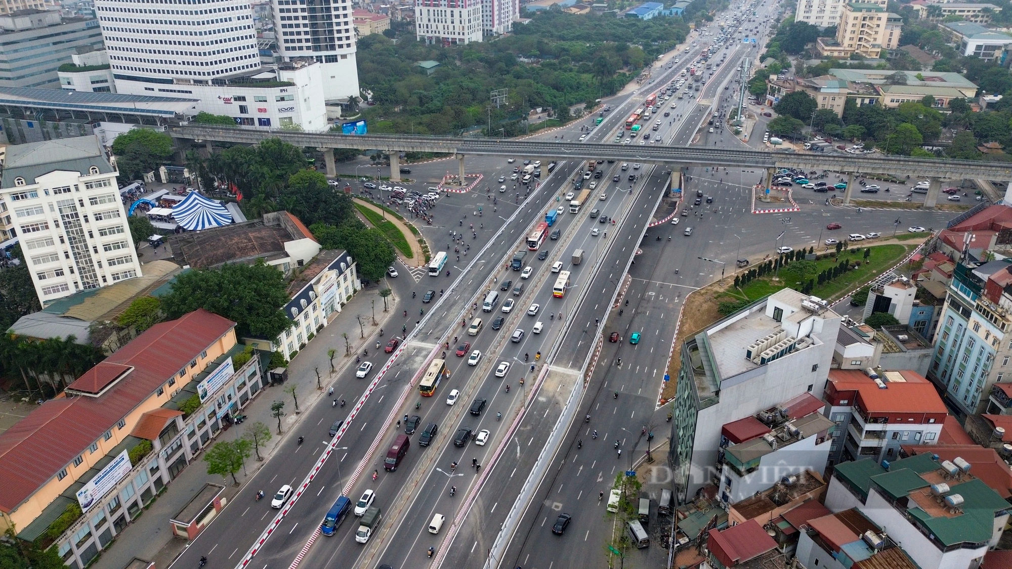 Cầu vượt thép Mai Dịch sẵn sàng thông xe, các phương tiện di chuyển thế nào?- Ảnh 9.